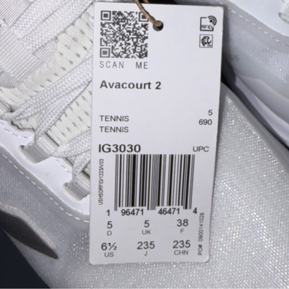adidas Women's Avacourt 2 Tennis Shoes - Picture 10 of 10